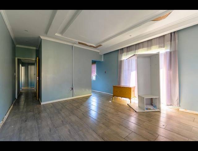 3 BEDROOM HOUSE FOR SALE IN MERRIVALE